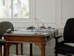 Gros cul, Gros seins, Blonde, Tir de sperme, Grosse, Branlette thaïlandaise, Infirmière, Uniforme