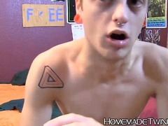 Onanism sesh with green haired lad with piercing