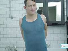 Cute Hunk Luke Strockes His Boy Meat And Shoots A Big Load!