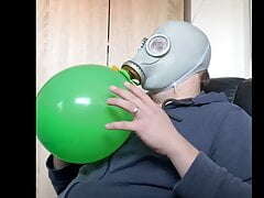 BHDL - N.V.A. GASMASK BREATHPLAY - TRAINING WITH VODKA FILLED BALLON BREATHBAG