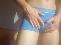 Veiny bisexual teen Unchainedloverz18 teases with precum and shows off his juicy ass