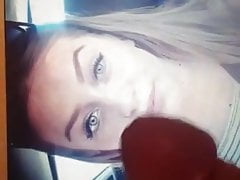 Guy cums and wanks to me for multiple minutes!