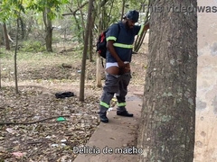 OUTDOOR INTERCOURSE SANS A CONDOM