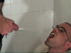 Giving the twink a facial then a golden shower peeing piss 2