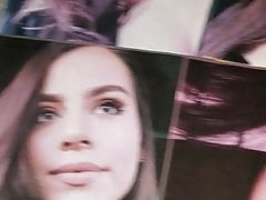 Cute Latina Scarlet FC Primer cum tribute