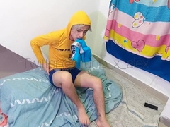 Hefty stepbro predominates towheaded youngster Wedgie