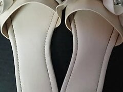 Cumshot on Neighbor's shoes VOL.2
