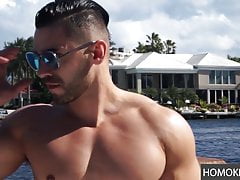 Well Built Bloke Taking it in the Ass