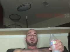 Flashing soles and fapping raw man rod til I climax on camera