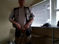 MoscowFaggot - Rapid Wank-Off Break at Work