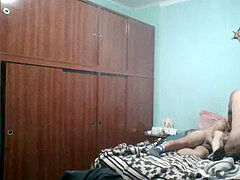 NOCHE DE SEXO con un amigo y mi pareja