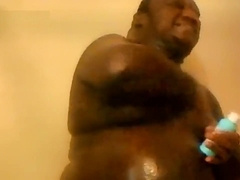 HOT AND NAKED IN THE SHOWER RAPPING