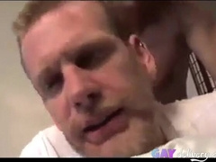 Hunk de Nueva York en un vídeo amateur gay