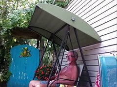 A day on the patio with icumoveru