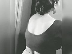 Big bhabhi blouse show