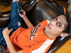 Scooter seduction with horny twink Tommy Ameal