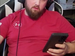 Gaymer Wanks One Out