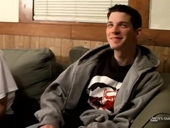 Smoking Homies Chain And Benz Johanssen Draining Together