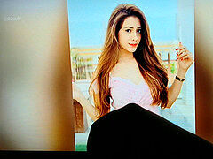 Hiba Nawab spunk and slobber tribute