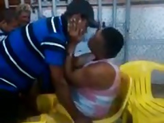 Andre pegou gay velho no boteco