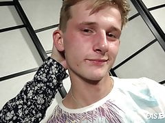 Casting - Cute Blond Twink