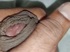 Pados ki aunty ne mere lund pakdi or boli