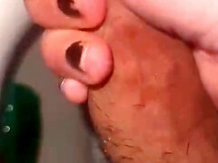 I rub it so fast that I can't resist anymore and I ejaculate very strongly