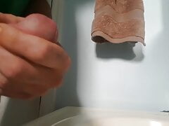 Cum eruption