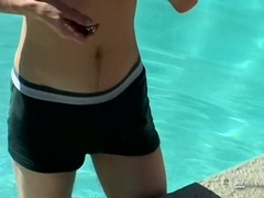 Casey Pink cigar and Kenny Crusoe smoke and screw with their mates