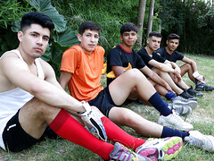 Horny Colombian boys share immaculate gay gangbang