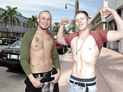 Two gay hotties fucking at the local bodega