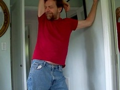 Hairyartist seduces in tight jeans in custom-made video
