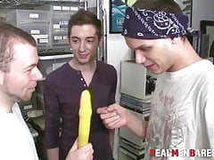 Amateur jocks sucking dick and hard banging in wild foursome