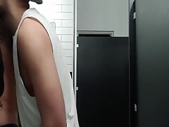 Jerking off and blowing together on the toilet
