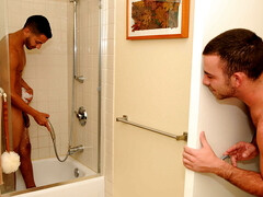 Outdoor workout pays off for these horny gay lovers