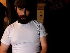 Jacking off to bear