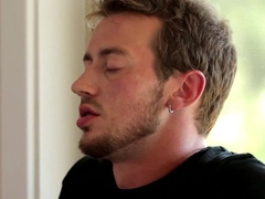 Muscle guys Mark Long and Jake Karhoff enjoying in hard sex