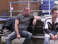 homosexual play with heterosexual skater