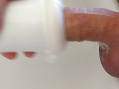 Fuck a Maturbator - Gummifotze gefickt.