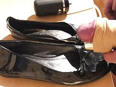 No Hands Cumshot on GF Flats Ballarinas