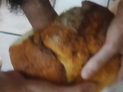 Jizzing inwards loaf of bread