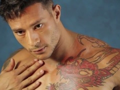 Grizzlies, inked, hunk