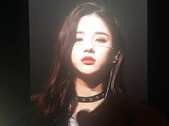 LOONA Heejin cum tribute