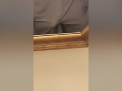 Boyfriend has a hands free orgasm with a full bladder!!