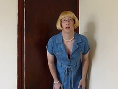 Victoria Hoe amateur CD Tease