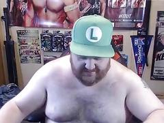 Chubby nerd leaves spunk all over his thighs