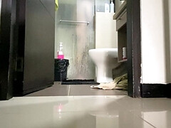 I Record My Cousin Again When He Bathes and He Doesn't Realize