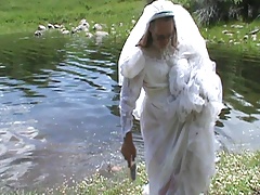 wetting gown b