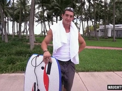 Inexperienced amateur takes it up the ass and gets a hot cumshot