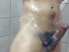 Giovanni masturbating in the shower
